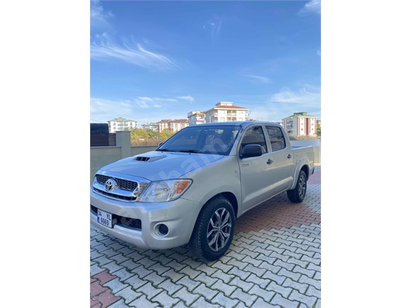 sahibinden toyota hilux 2 5 d 4d 4x2 comfort 2010 model istanbul 295 000 km 18770742 arabam com