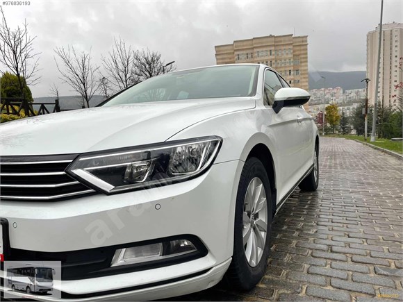 galeriden volkswagen passat 1 6 tdi bluemotion trendline 2017 model istanbul 108 000 km beyaz 18822733 arabam com