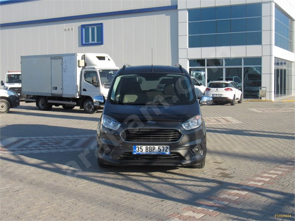 galeriden ford tourneo courier 1 5 tdci titanium plus 2018 model izmir 96 484 km gri 18826834 arabam com