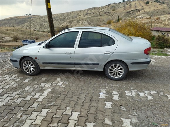 sahibinden renault megane 1 6 expression 2003 model adiyaman 340 000 km 18826961 arabam com