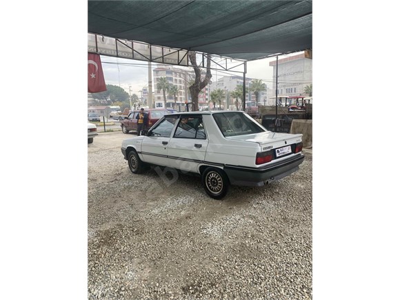 galeriden renault r 9 1 4 broadway 1994 model izmir 270 000 km beyaz 18836441 arabam com