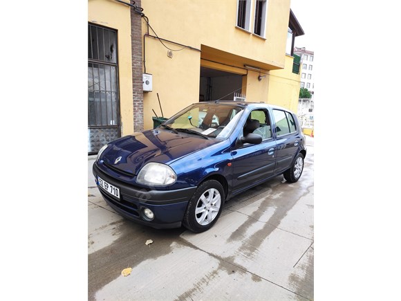 sahibinden renault clio 1 4 rta 2001 model kocaeli 130 000 km mavi 18845549 arabam com