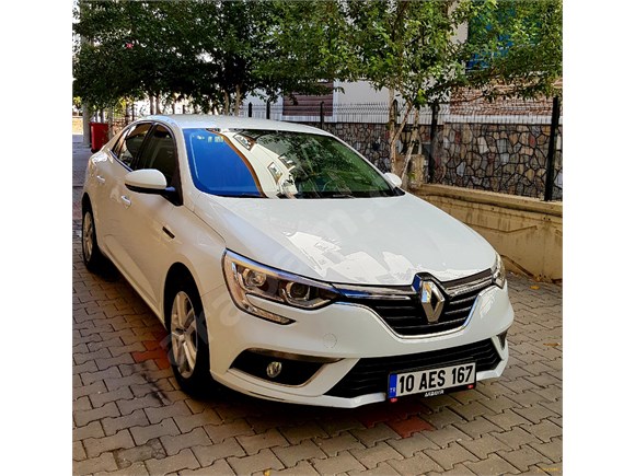sahibinden renault megane 1 3 tce joy 2020 model balikesir 10 400 km beyaz 18847045 arabam com