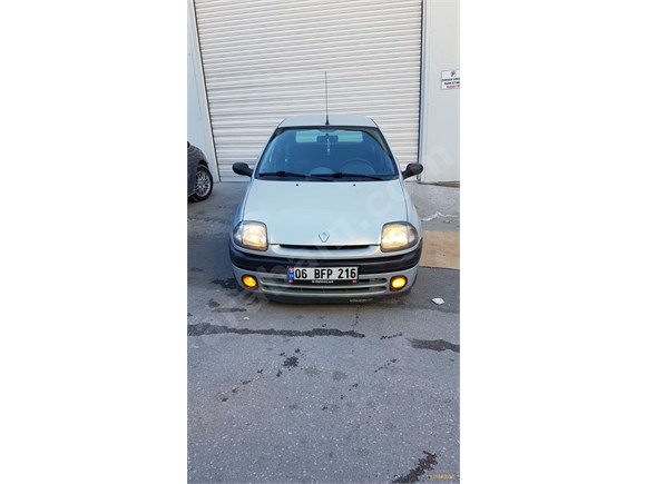 sahibinden renault clio 1 4 rta 2000 model ankara 278 000 km 18848558 arabam com