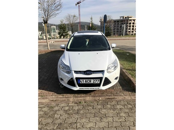 sahibinden ford focus 1 6 tdci titanium x 2012 model kocaeli 211 000 km beyaz 18854867 arabam com