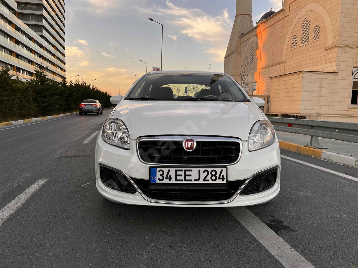 galeriden fiat linea 1 3 multijet pop 2014 model istanbul 700 000 km beyaz 18872354 arabam com