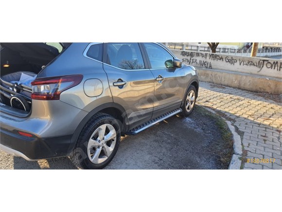 sahibinden nissan qashqai 1 5 dci tekna 2020 model kayseri 21 000 km gri 18876817 arabam com