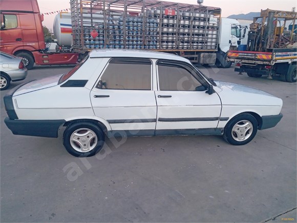 sahibinden renault r 12 toros 1995 model osmaniye 250 000 km beyaz 18876925 arabam com