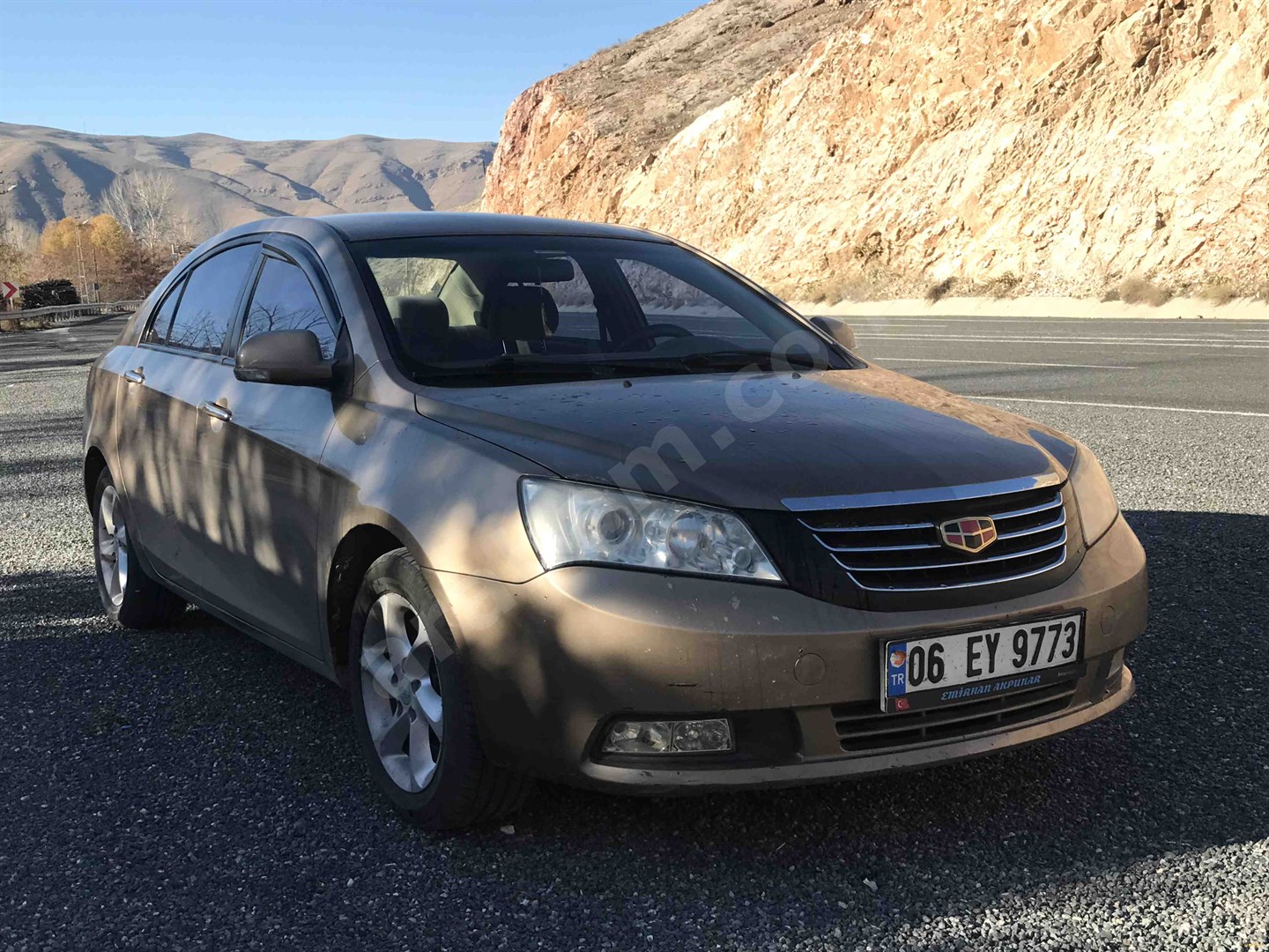 sahibinden geely emgrand 1 5 gsl premium 2012 model elazig 99 500 km kahverengi 18879741 arabam com