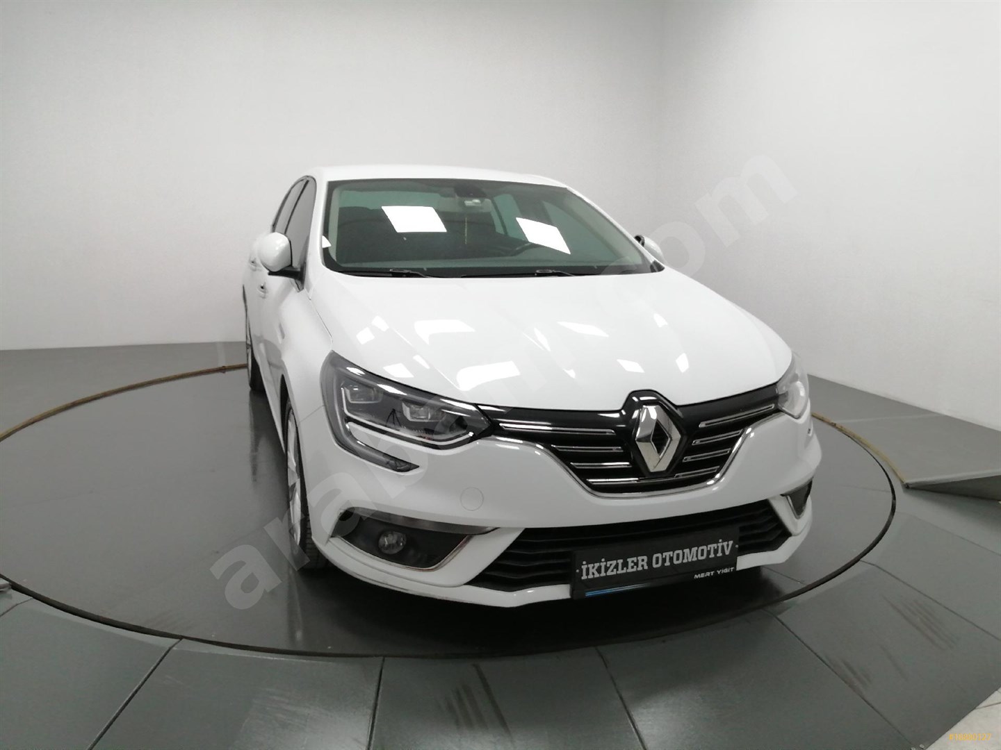 sahibinden renault megane 1 5 dci icon 2017 model istanbul 127 000 km 18880127 arabam com