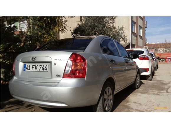 sahibinden hyundai accent era 1 5 crdi start 2012 model kocaeli 170 200 km gri metalik 18893693 arabam com sahibinden hyundai accent era 1 5 crdi start 2012 model kocaeli 170 200 km gri metalik 18893693 arabam com