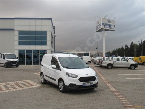 galeriden ford transit courier 1 5 tdci deluxe 2021 model izmir 12 627 km beyaz 18895578 arabam com