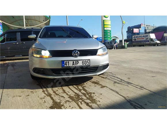 sahibinden volkswagen jetta 1 6 tdi trendline 2014 model kocaeli 167 000 km gri 18911773 arabam com