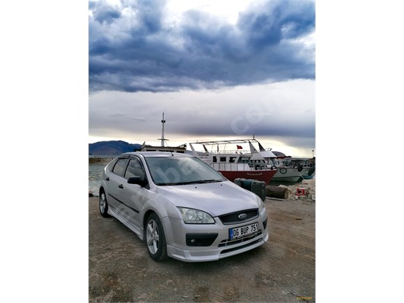 sahibinden ford focus 1 6 trend 2005 model ankara 260 000 km gri 18915385 arabam com