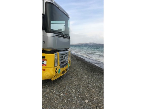 sahibinden renault magnum 480 19 t 4x2 cekici 2004 model diyarbakir 1 170 000 km gri gumus 18935645 arabam com