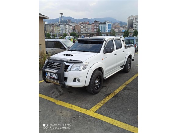 sahibinden toyota hilux 2 5 d 4d 4x2 comfort 2012 model rize 99 567 km beyaz 18940897 arabam com