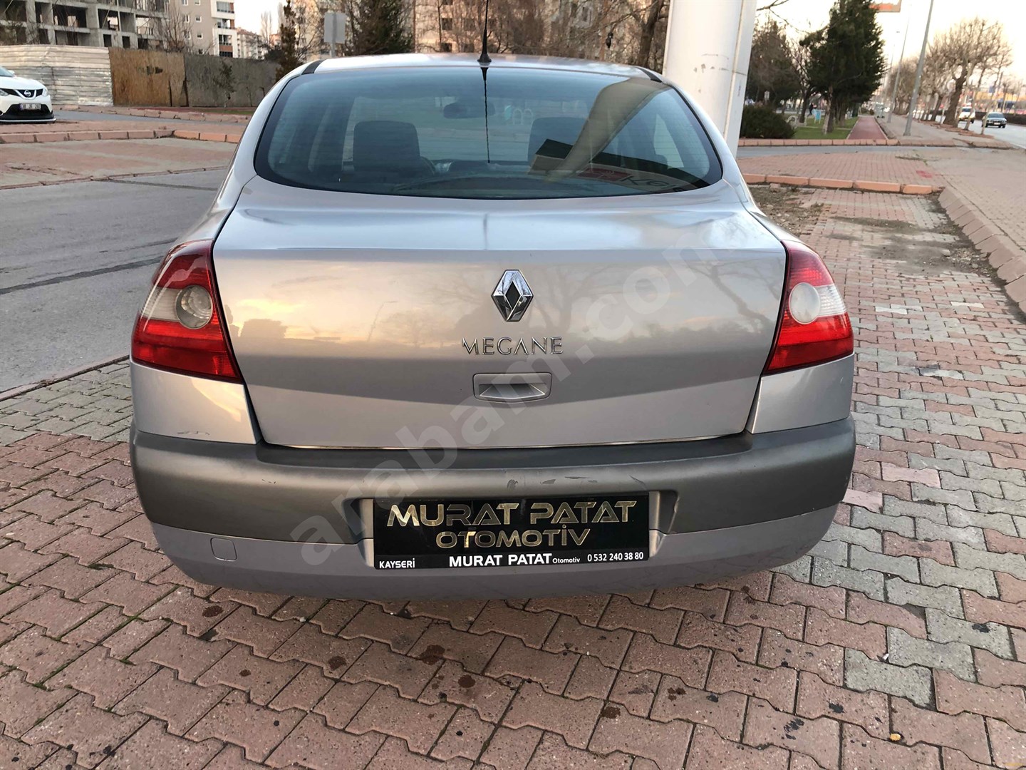 galeriden renault megane 1 6 dynamique 2004 model kayseri 330 000 km gri gumus 18945779 arabam com