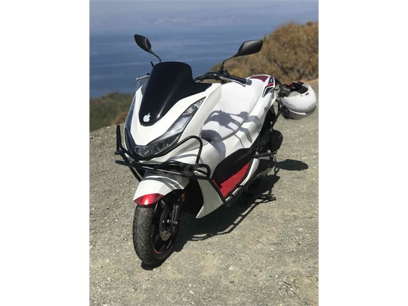 sahibinden honda pcx 125 2021 model mugla 9 500 km beyaz 18950981 arabam com