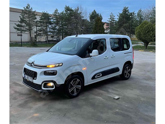 sahibinden citroen berlingo 1 5 bluehdi feel stil 2020 model sakarya 5 900 km beyaz 18952968 arabam com