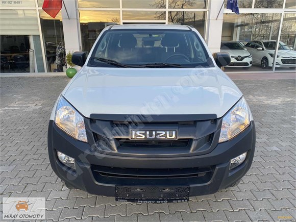 galeriden isuzu d max 2 5 d 4x4 2017 model tokat 66 000 km beyaz 18953401 arabam com