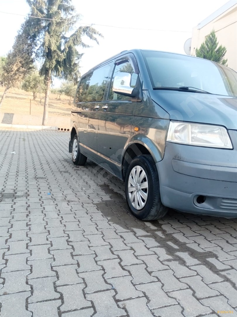 sahibinden volkswagen transporter 2 5 tdi camli van 2004 model kilis 400 000 km gri 18954763 arabam com