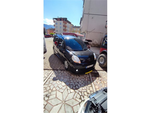 sahibinden renault kangoo multix 1 5 dci extreme 2012 model ordu 90 000 km siyah 18955698 arabam com