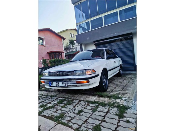 sahibinden toyota corona 2 0 gli 1992 model bilecik 273 000 km beyaz 18961634 arabam com