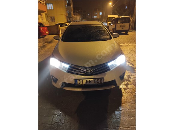 sahibinden toyota corolla 1 4 d 4d premium 2014 model hatay 119 000 km beyaz 18963647 arabam com
