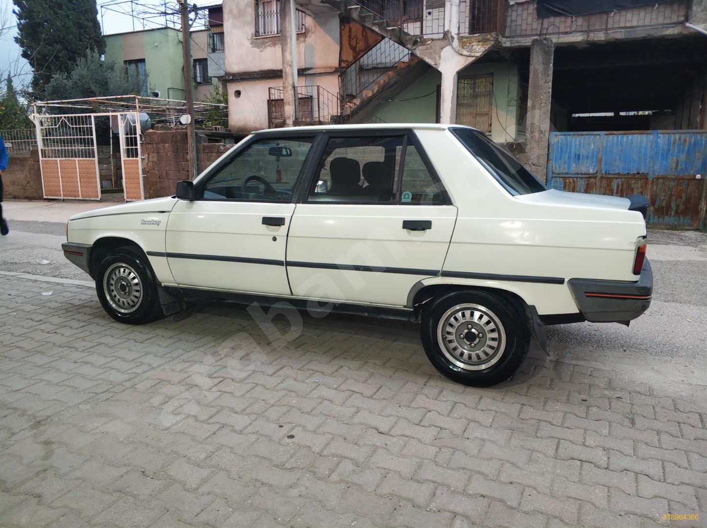 sahibinden renault r 9 1 4 broadway 1987 model osmaniye 260 000 km beyaz 18964366 arabam com