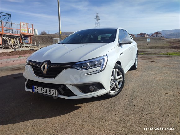 sahibinden renault megane 1 3 tce joy 2020 model sivas 25 500 km 18966103 arabam com