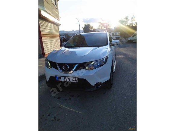 sahibinden nissan qashqai 1 5 dci tekna sky pack 2014 model sanliurfa 200 000 km beyaz 18966265 arabam com