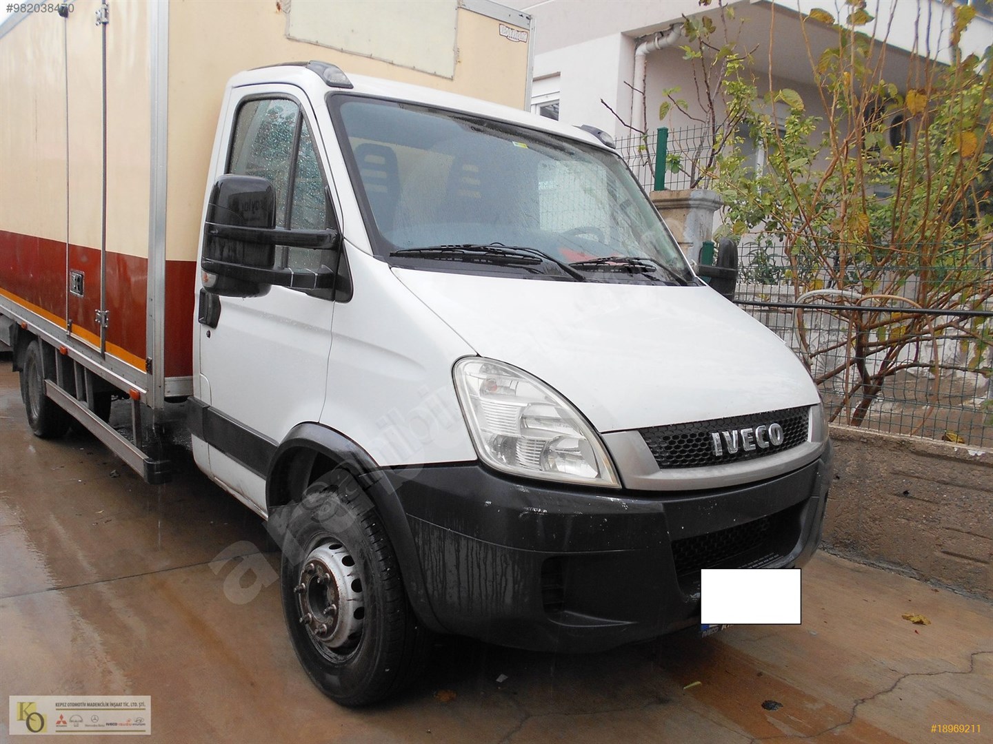 galeriden iveco otoyol 70 15 4350 2012 model antalya 320 000 km beyaz 18969211 arabam com