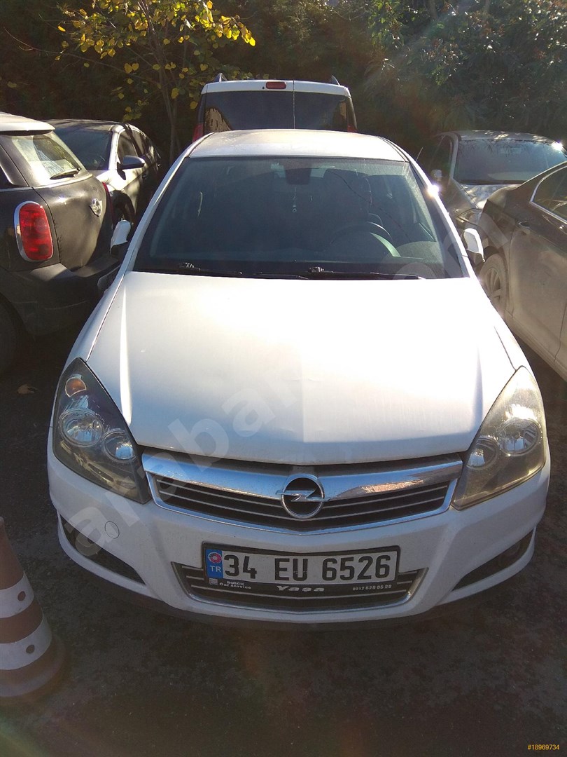 sahibinden opel astra 1 6 essentia konfor 2013 model istanbul 54 000 km beyaz 18969734 arabam com