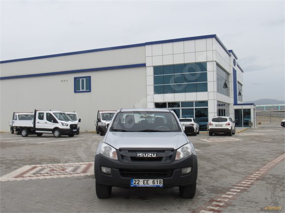galeriden isuzu d max 2 5 4x4 2013 model izmir 367 538 km beyaz 18970813 arabam com