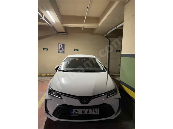 sahibinden toyota corolla 1 8 hybrid dream 2021 model erzurum 7 000 km 18972812 arabam com