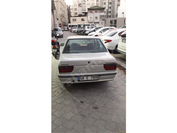 sahibinden renault r 9 1 4 broadway rn 1999 model denizli 215 000 km 18975588 arabam com