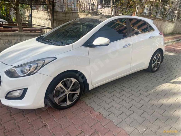 sahibinden hyundai i30 1 6 crdi style 2015 model samsun 142 km 18975768 arabam com sahibinden hyundai i30 1 6 crdi style 2015 model samsun 142 km 18975768 arabam com