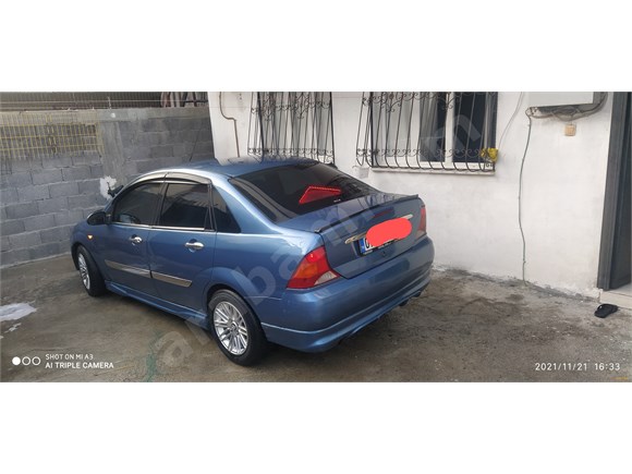 sahibinden ford focus 1 6 ambiente 2000 model adana 266 000 km mavi metalik 18975865 arabam com