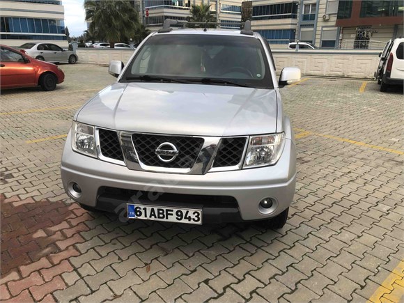 sahibinden nissan navara 2 5 d 4x2 se 2010 model izmir 127 000 km 18983813 arabam com