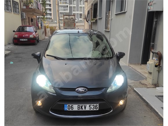 sahibinden ford fiesta 1 25 my 2012 model izmir 82 000 km 18987987 arabam com