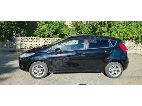 sahibinden ford fiesta 1 4 tdci titanium x 2012 model izmir 121 000 km siyah 19015666 arabam com