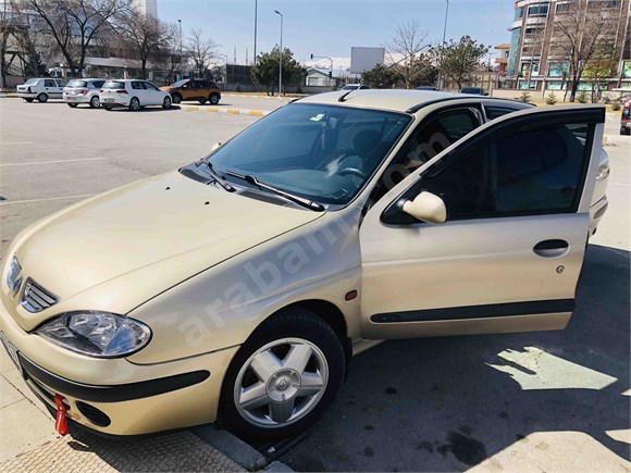 sahibinden renault megane 1 6 rte 2000 model erzincan 274 000 km 19017753 arabam com