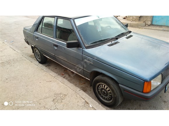 sahibinden renault r 9 1 4 broadway 1988 model konya 250 000 km mavi metalik 19031498 arabam com