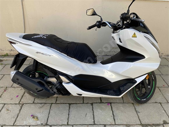 sahibinden honda pcx 125 2021 model mugla 2 500 km beyaz 19040215 arabam com