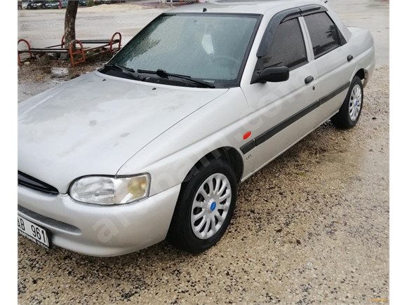 sahibinden ford escort 1 6 clx 1997 model adana 160 000 km gri gumus 19040769 arabam com