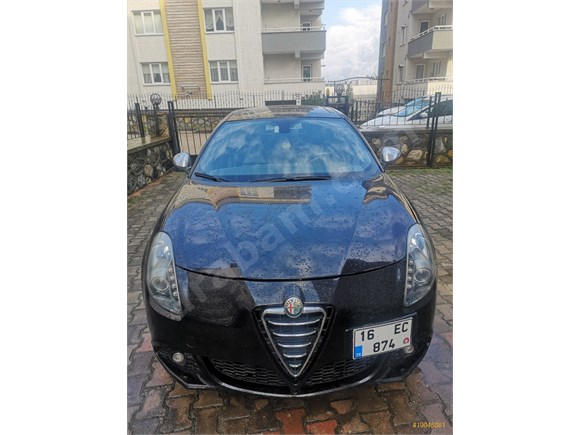 sahibinden alfa romeo giulietta 1 6 jtd distinctive 2011 model bursa 182 000 km siyah 19045881 arabam com