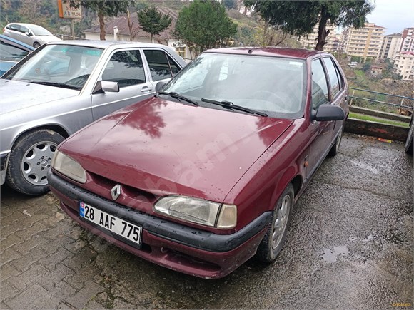 sahibinden renault r 19 1 6 europa rt 1996 model amasya 250 000 km 19049360 arabam com