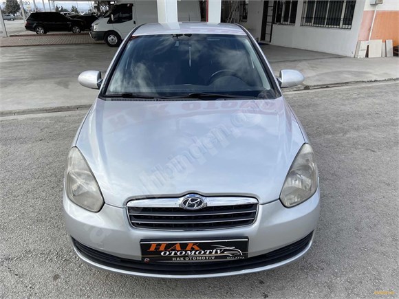 galeriden hyundai accent era 1 4 team 2011 model malatya 176 000 km gri 19058744 arabam com