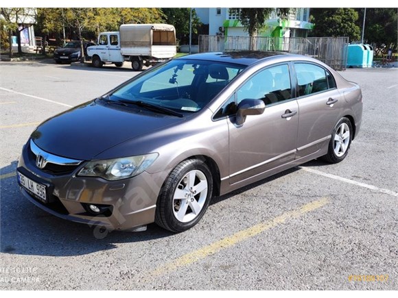 SAHİBİNDEN DEĞİŞENSİZ-BOYASIZ 2011 HONDA CIVIC 1.6 İVTEC ORJİNAL