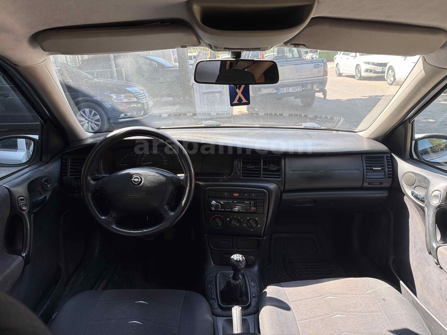 Galeriden Opel Vectra 2.0 DTI Comfort 2000 Model Manisa 7